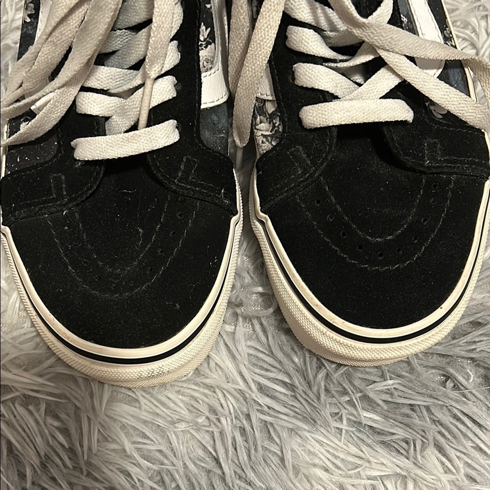 Vans Women's Black Floral High-Top Sneakers - Picture 9 of 10